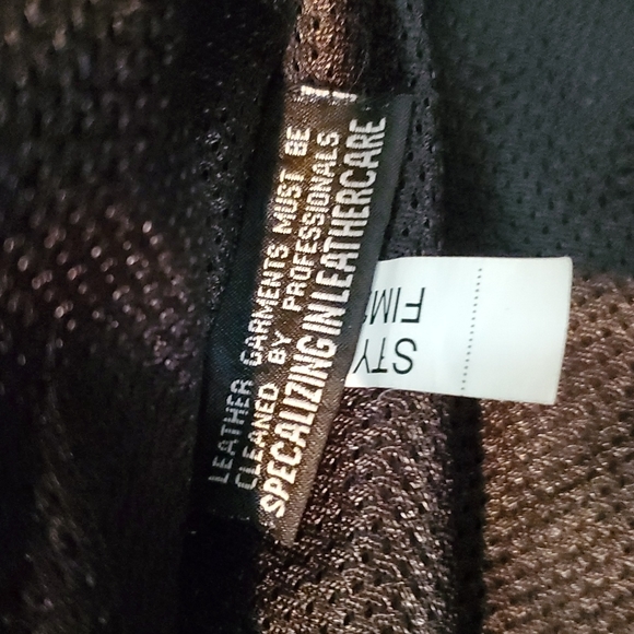 Riding jacket - Picture 8 of 15